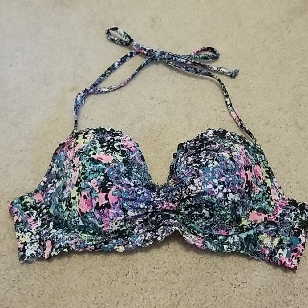 Bikini top